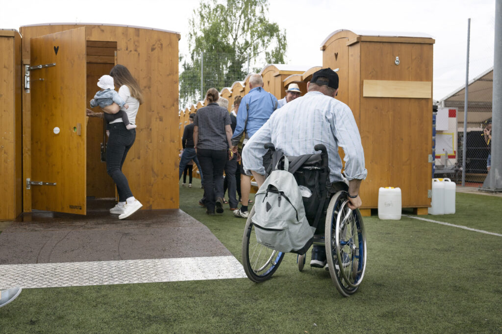 KOMPOTOI, KOMPOST-TOILETTEN, KOMPOSTTOILETTEN, TOILETTE, TOILETTEN, WC, KOMPOST-WC, TROCKENTOILETTE, KOMPOST, FAEKALIEN, NACHHALTIGKEIT, NOS, NORDOSTSCHWEIZER SCHWINGFEST, SCHWINGFEST, NOTDURFT, WIRTSCHAFT, UMWELT, GESELLSCHAFT, TOILETTEN-HAEUSCHEN, WC-H