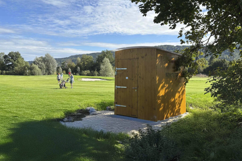 KOMPOTOI, KOMPOST-TOILETTEN, KOMPOSTTOILETTEN, TOILETTE, TOILETTEN, WC, KOMPOST-WC, TROCKENTOILETTE, KOMPOST, FAEKALIEN, NACHHALTIGKEIT, NOS, NORDOSTSCHWEIZER SCHWINGFEST, SCHWINGFEST, NOTDURFT, WIRTSCHAFT, UMWELT, GESELLSCHAFT, TOILETTEN-HAEUSCHEN, WC-H